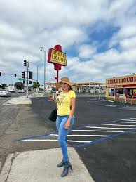 TW Pornstars - Lizzy Laynez. Twitter. ‼️Boys from san Diego  California🇺🇸the princess of Latin. 11:32 PM - 23 May 2022