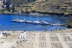 Knidos antik kenti , genellikle yatlarla gelinip koyunda demirlenen bir özelliğe sahip olduğu için karayolu ile ulaşıma önem. Antik Cag Da Seks Turizminin Bati Anadolu Daki Merkezi Knidos Eksi Seyler