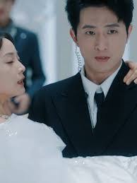 Ria Lucero's Instagram, Twitter & Facebook