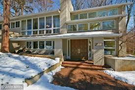 Mid Century Modern Homes For Sale In Northern Virginia Haymarket Homeowner Mid Century Modern House Modern Homes For Sale Mid Century Modern Exterior