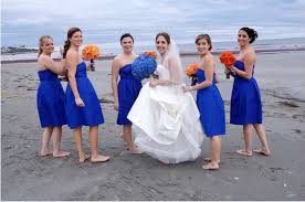 Cela est dû à plusieurs facteurs, dont la beauté de la robe de mariée, mais aussi celle des demoiselles d'honneur. Robe Demoiselle D Honneur Bleu Roi Blog Officiel De Robespourmariage Fr