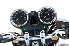 先進装備と抜群の走りでライダーを陶酔させる名車 honda cb400super bol d or abs super four abs 2014年 試乗インプレ 1 3 webオートバイ 名車 ライダー 走り