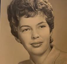 Happy Birthday Mom. Think of you everyday, miss you. ☀️ #carolyngrieco