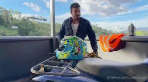 Andre Junior on Alejo Ospina !!!!!!!! - Monstercockland