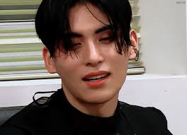 Play over 265 million tracks for free on. Yoo Taeyang Gifs Explore Tumblr Posts And Blogs Tumgir