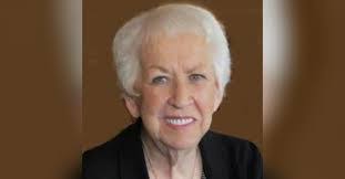 Wanda Wallace's Instagram, Twitter & Facebook