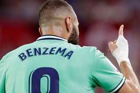 C'est donc naturellement que karim benzema est appelé en équipe de france en 2007. G5btfufltaj7km