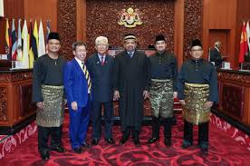 Dewan perwakilan rakyat indonesia atau dpr ri menjadi salah satu bagian yang tidak bisa terpisahkan dari sejarah indonesia. Apa Faedah Sebenar Jadi Ahli Parlimen Di Negara Kita Iluminasi