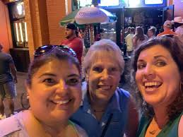 Doing the tourist thing in Nashville with Julie Olson! Julie has her  tickets for September 20th at Galeotti's Wine Cellar..... DO YOU? 🎶☺️❤️