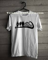 Desain toko baju yang friendly terhadap konsumen akan meninggalkan kesan baik, meski konsumen tersebut tidak membeli apapun. Kaos Band Arctic Monkeys Desain Vintage Dan Unik Untuk Kaos Arctic Monkeys Teesday Clothing Kaos Desain Unik Terbaru Jersey Bola New Season Dress Wanita Casual Model Korea