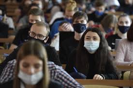 Un nouveau confinement écarté à ce stade. Coronavirus L Enseignement Superieur Reste En Code Jaune A Bruxelles Mais Avec De Nouvelles Mesures Le Soir
