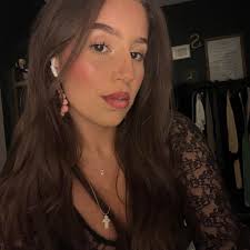 Sasha Coll (@sashatouiiillle) • Facebook