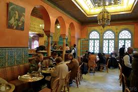 La Mosquee De Paris This City Mosque With Its Oriental Tiles Ornate Wood Carvings And Gleaming Brass Tables Makes A Wonderful Wonderful Places Places Paris