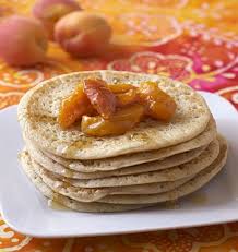 Pancakes A L Epeautre Et Poelees D Abricots Recette Alimentation Poelees Recette De Crepes Sucrees