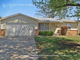Experience any one of our one, two, or three bedroom apartment homes at brittany square apartments. 3 Bedroom 2 Car Garage House For Rent In Tulsa Ok Apartments Com
