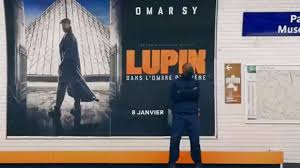 Ce ravalement spectaculaire ayant été entrepris sous l'égide de netflix. Video L Acteur Omar Sy Colle Une Affiche De Lupin Dans Le Metro Parisien Et Personne Ne Le Reconnait