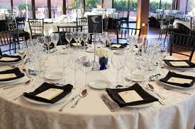 Juego de tronos ha terminado, con un final de serie que dio un giro completo a la historia, rompió la… juego de tronos pudo haber sido el programa más popular de la televisión durante un tiempo, pero hoy en. Boda Juego De Tronos De Boda Con Angela