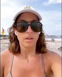 🛑SOL como medicina Activa la vitamina D, Además de favorecer el  metabolismo del calcio (Y huesos) modula tu sistema de defensas, como una  hormona. ¿Cuánto? 20 min al día En brazos y