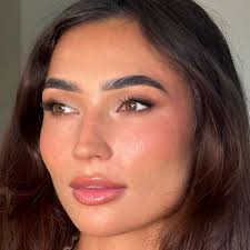 GOLD COAST MAKEUP ARTIST (@siennawardmua) • Instagram photos and videos