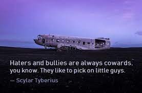 Praktik membuat kita benar, pengulangan membuat kita sempurna. Kata Mutiara Bahasa Inggris Tentang Pengecut Coward Dan Artinya