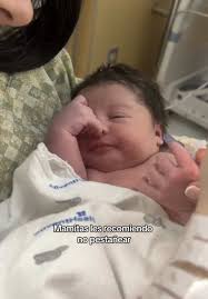 Extraño tenerla en mi barriguita 🥹 #pregnant #momlife #pregnantlife  #parati #fpyyyyyyyyyyyyyyyyyyyyyy