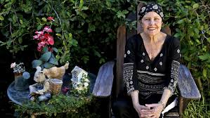 It was founded in the year 2001 in india. Years After Falling Victim To A Ponzi Scheme Simi Valley Retiree Wins 15 6 Million Judgment Los Angeles Times
