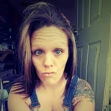 Amber Curfman's Instagram, Twitter & Facebook