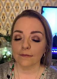 Ellie-Mae Robertshaw MUA