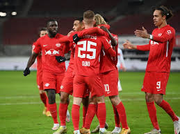Ein unterhaltsamer fußballabend erwartet uns am freitag in der red bull arena. Liveticker Vfb Stuttgart Rb Leipzig 0 1 14 Spieltag Bundesliga 2020 21 Kicker