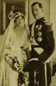 In 1917, she started the foundation kronprinsessan margaretas arbetsnämnd för de blinda of which she was the honorary chairperson, and in this case too, was active as such. Prinsessan Margaretha Av Sverige