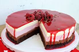 Tort Cu 3 Tipuri De Mousse Retete Culinare By Teo S Kitchen Food Baking Beauty Cakes