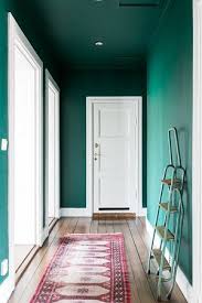 Acentos De Color Verde Bla Decoracion De Pasillos Modernos Pintura De Interiores Casa Escandinavo