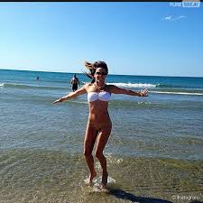 Check spelling or type a new query. Capucine Anav Sexy En Bikini Et Bien Entouree Sur Instagram Purebreak