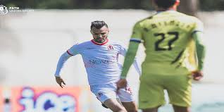 تواصلت متاعب المغرب الفاسي، مع أخطاء حراس مرماه، منذ بداية. Ø§Ù„ÙØªØ­ Ø§Ù„Ø±ÙŠØ§Ø¶ÙŠ ÙŠØ®Ø·Ù ØªØ¹Ø§Ø¯Ù„Ø§ Ù‚Ø§ØªÙ„Ø§ Ø£Ù…Ø§Ù… Ø§Ù„Ù…ØºØ±Ø¨ Ø§Ù„ÙØ§Ø³ÙŠ ÙÙŠØ¯ÙŠÙˆ