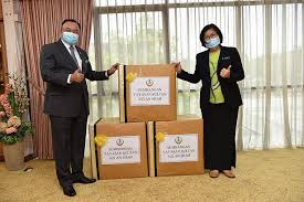 Dato' seri diraja tan sri (dr.) mohd zahidi (r) was appointed as orang kaya bendahara seri maharaja perak darul ridzuan by dymm paduka seri sultan perak and the dewan negara perak darul ridzuan. Sultan Azlan Shah Foundation Contributes Ppe To Perak Prisons Department 26 October 2020