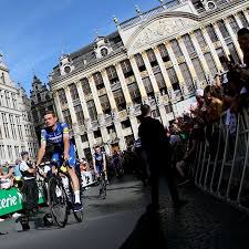 La plus grande course cycliste au monde. Tour De France Team Presentation Deceuninck Quick Step Cycling Team
