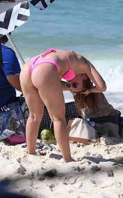 Larissa Manoela Fap Butt Ass Thong Bikini Bunda Pelada | Photo 2024