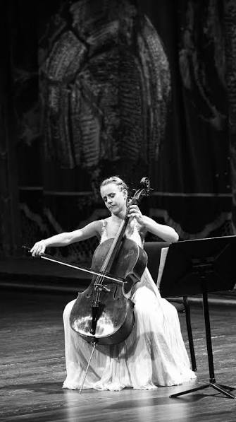 ⚡🎶 Camille Saint-Saëns – Concerto per violoncello n. 2 in re minore, Op.  119 Sol Gabetta — violoncello 🎻 • Il Concerto per violoncello n. 2 di  Saint-Saëns è una delle opere