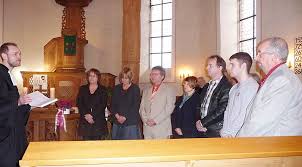 Der fluss glan befindet sich nur wenige hundert meter westlich. Presbyterium