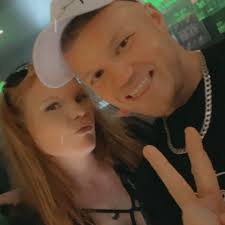 Women aging… everyone has an opinion 🤷‍♂️