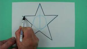Verschieden große sterne als malvorlage zum ausdrucken und ausmalen für kinder. Wie Zeichnet Man Freihandig Einen Stern Zeichnen Fur Kinder Youtube