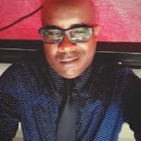 100+ "Neil Christopher" profiles