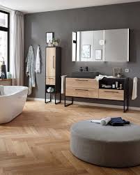 Tolles Design Und Hochste Qualitat Wie War S Mit Diesem Schonen Badezimmer Aus Der Dieter Knoll Collection Xxxlutz Home Badezimmer Diet Bathroom Bathtub