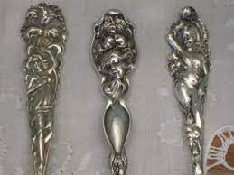 Court realized for the company 35 flowers and seed and 13 fruit patterns. Antique Flatware Patterns Lovetoknow