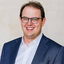 Amazon.com: Daniel Bagge: books, biography, latest update