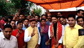 Anurag thakur assumed a lead role in the bjp's campaign for the party's campaign in the 2017 himachal pradesh assembly elections, in which the party managed to oust the ruling congress. Hamirpur Himachal Pradesh 2019 Ls Polls Bjp S Anurag Thakur Celebrate