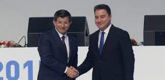 Babacan istifa etti ama davutoğlu halen akp üyesi. Davutoglu Ndan Ali Babacan Sorusuna Cevap Siyaset Haberleri