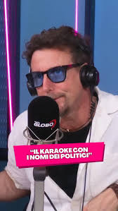 A Civita Castellana (VT), un automobilista nota un furgoncino con il  portellone aperto e… una CAPRA a bordo! 🚐🐐 Tra gesti e segnalazioni,  riesce ad avvisare il conducente, un turista tedesco che