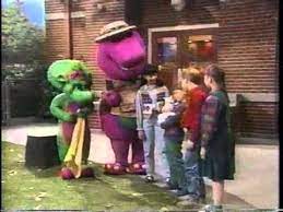 Watch and enjoy three little pigs, animated cartoon series for kids, watch full movie, only on channel mango juniors. Barney Y Sus Amigos Juguemos A La Pelota Youtube Barney Friends Discovery Kids Wiggles Birthday