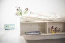 So sind viele modelle in verschiedenen höhen, mit verstellbarem lattenrost und ergonomischer matratze erhältlich. Ekomia Okologische Designbetten Aus Berlin Lilli Green